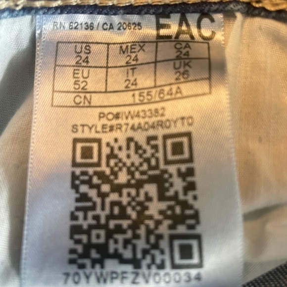 G by Guess Distressed Light Blue Jeans size 24 - Picture 4 of 9